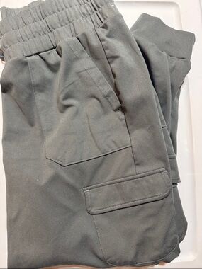 Mondetta Women's Olive Gray Cargo Joggers